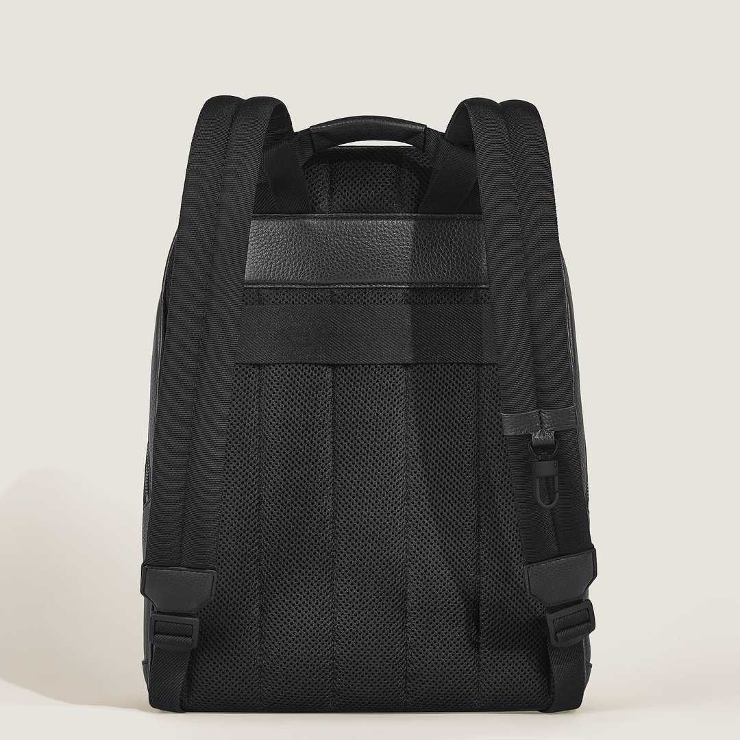 Sac à Dos M-Lock – réf. MB220321 - vue 4 Sac à Dos M-Lock – réf. MB220321 - Montblanc (vue 4)