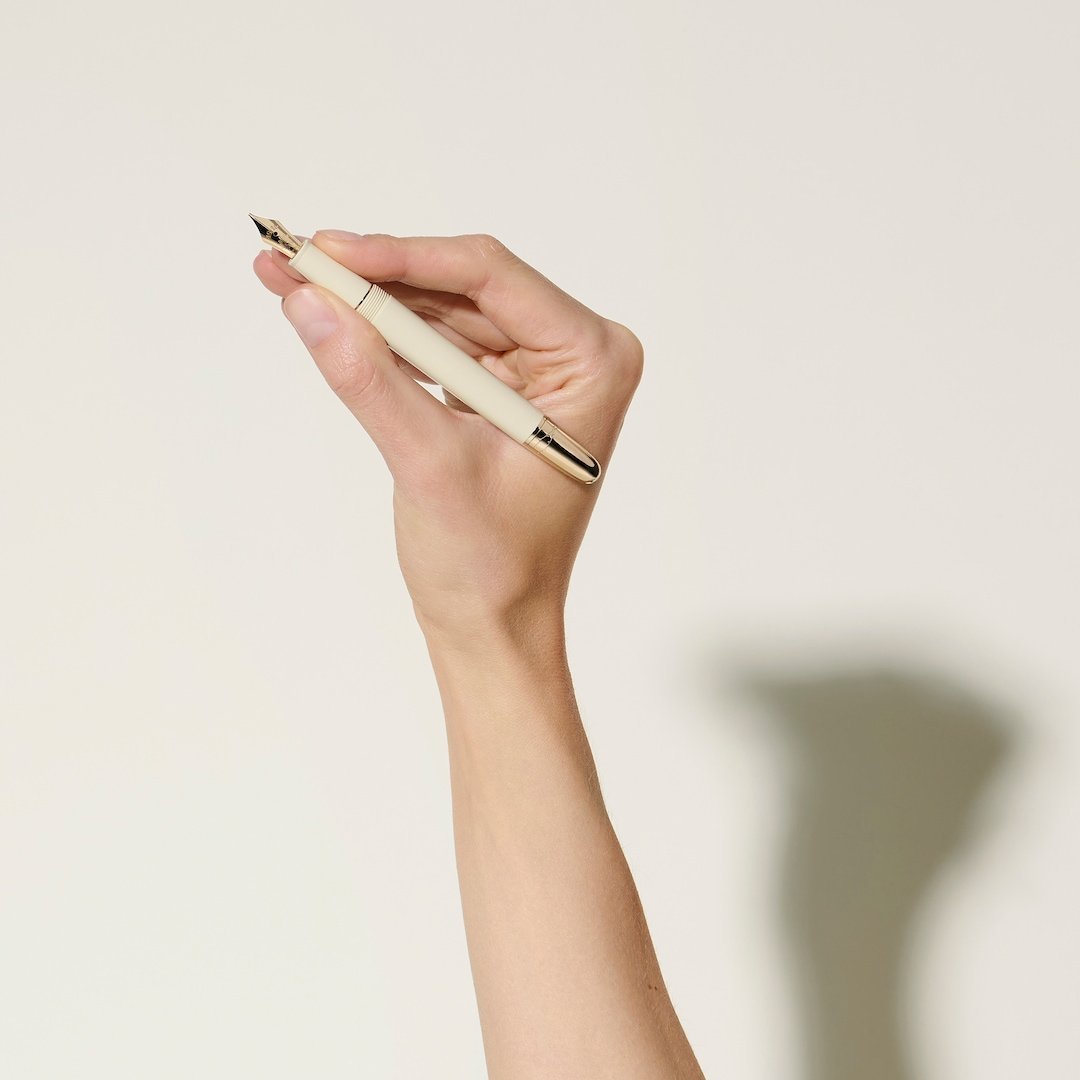 Stylo plume Meisterstück Roméo et Juliette Classique - vue 6 Stylo plume Meisterstück Roméo et Juliette Classique - Montblanc (vue 6)