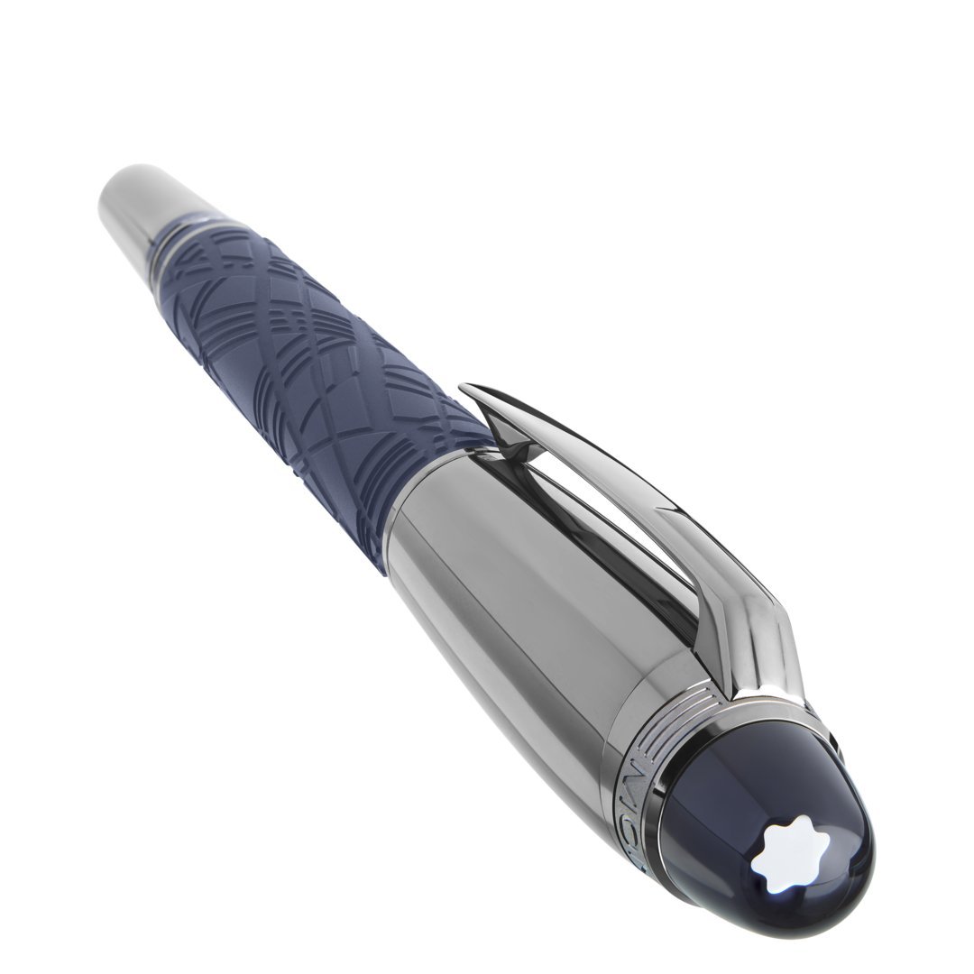 Stylo plume StarWalker SpaceBlue Doué - vue 2 Stylo plume StarWalker SpaceBlue Doué - Montblanc (vue 2)