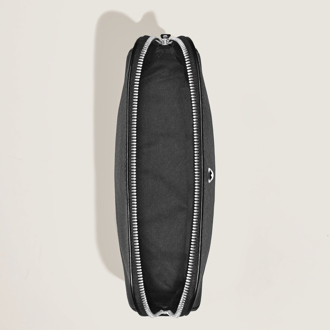 Trousse de voyage grand format en cuir Sartorial 7 Trousse de voyage grand format en cuir Sartorial - Montblanc (vue 7)